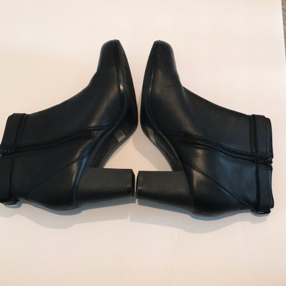 clarks kalea gillian bootie